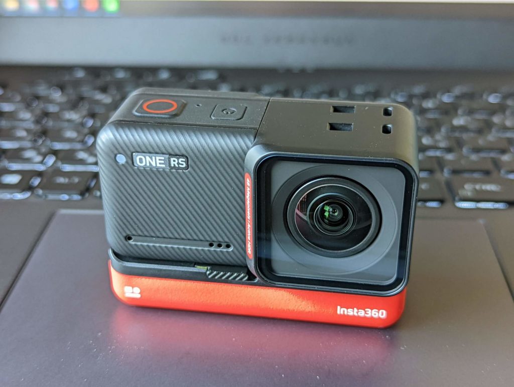 Inst360 ONE RS 相機外型設計