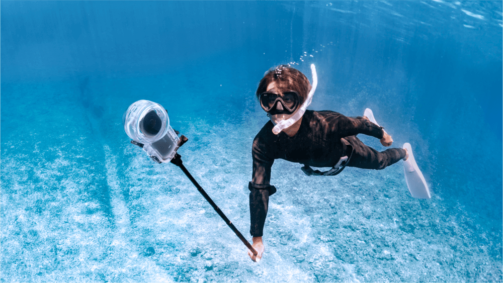 Insta360 X3 全隱形潛水殼搭配自拍桿