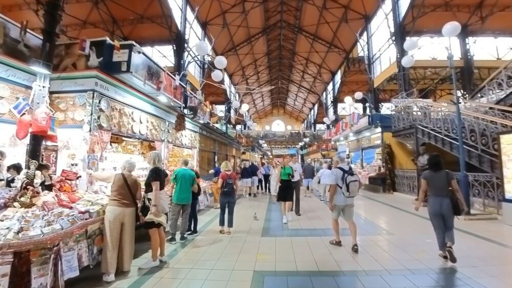 布達佩斯中央市場景點